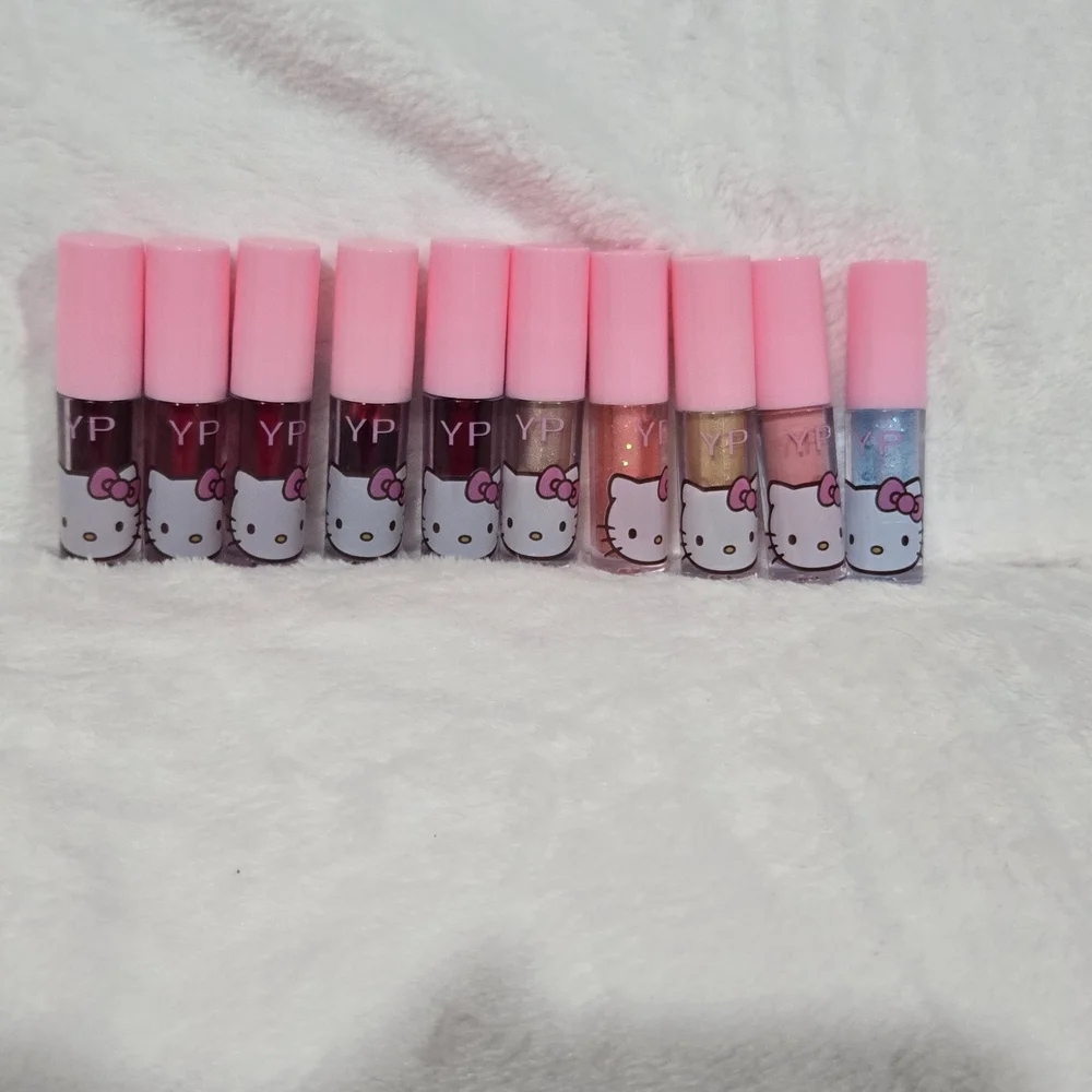 Hello Kitty Lip Gloss Set - Picture 3 of 4
